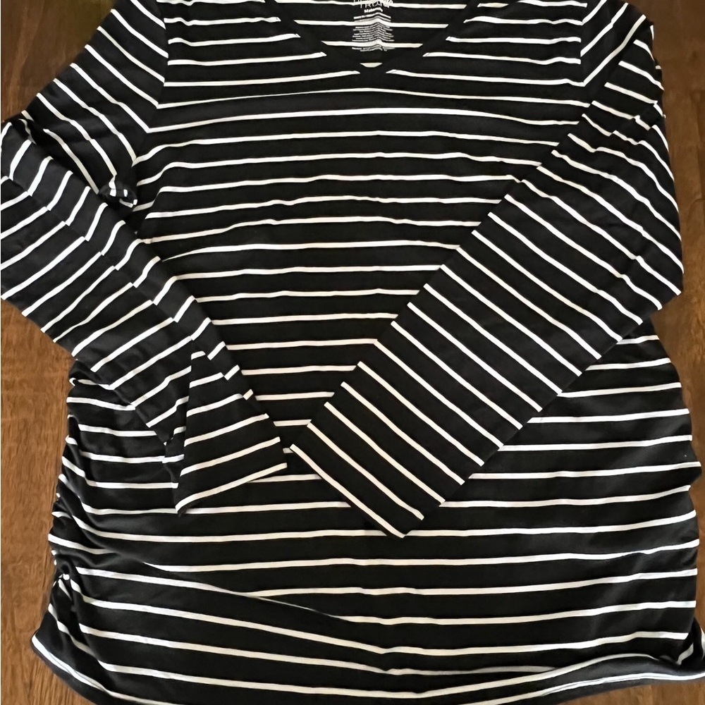 Time and Tru Black and White Ribbed Long Sleeve T-Shirt